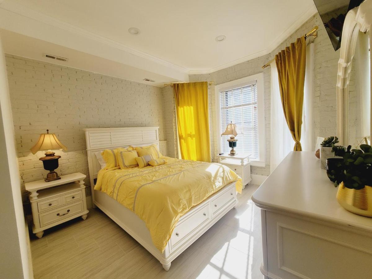 May Flower Hostel Llc Вашингтон Екстериор снимка